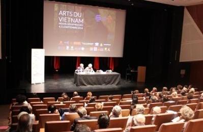 Colloque sur les arts du Vietnam en France